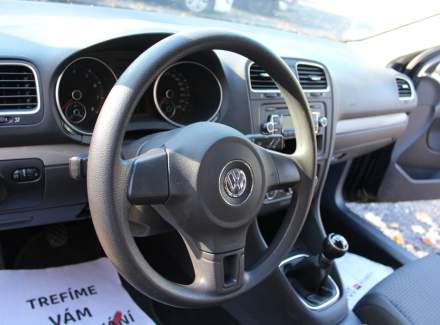 Volkswagen - Golf