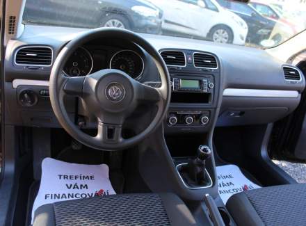 Volkswagen - Golf