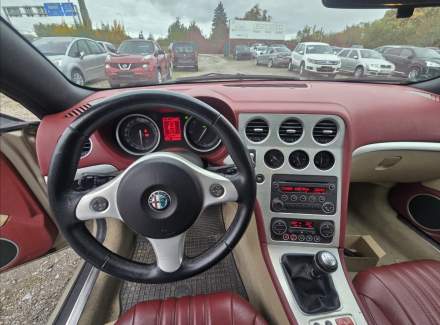 Alfa Romeo - Spider