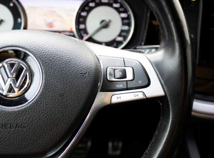 Volkswagen - Touareg