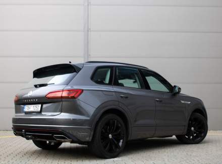 Volkswagen - Touareg