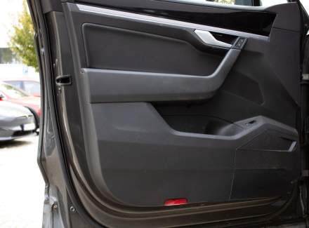 Volkswagen - Touareg