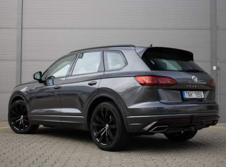 Volkswagen - Touareg