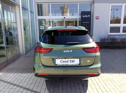 Kia - Cee'd