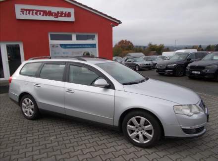 Volkswagen - Passat
