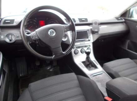 Volkswagen - Passat