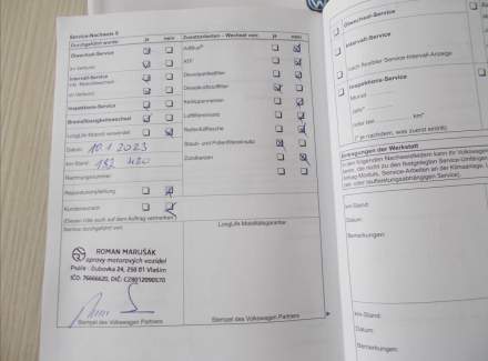 Volkswagen - Touareg