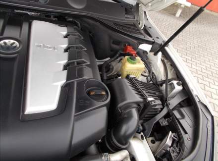 Volkswagen - Touareg