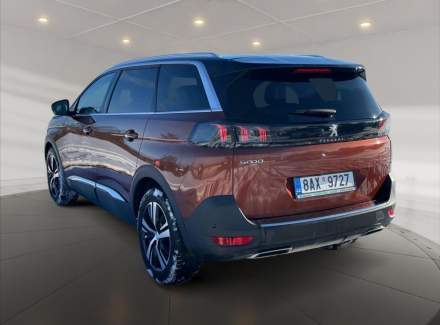 Peugeot - 5008