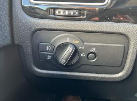 Volkswagen - Touareg