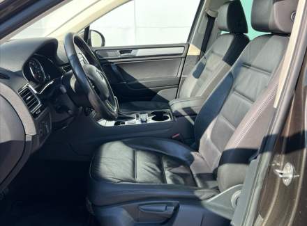 Volkswagen - Touareg