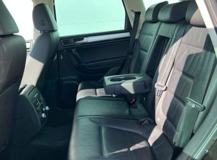 Volkswagen - Touareg