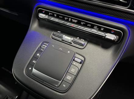 Mercedes-Benz - V-class