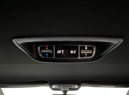 Mercedes-Benz - V-class