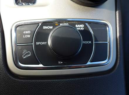 Jeep - Grand Cherokee