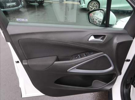 Opel - Crossland X