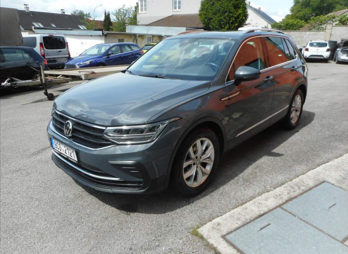 Volkswagen - Tiguan