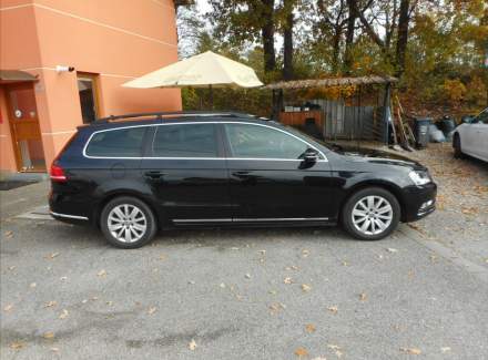 Volkswagen - Passat