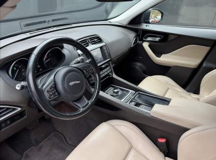 Jaguar - F-Pace
