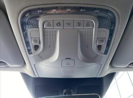 Mercedes-Benz - Vito