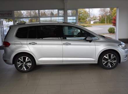 Volkswagen - Touran