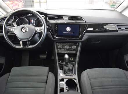 Volkswagen - Touran