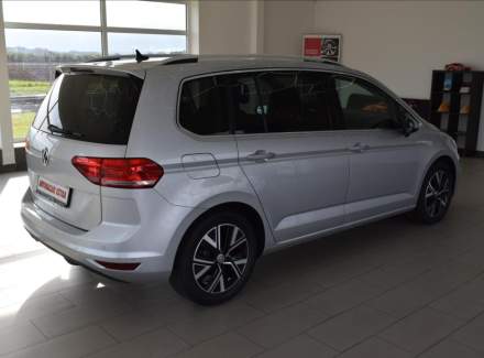 Volkswagen - Touran
