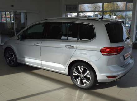 Volkswagen - Touran