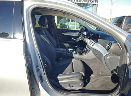 Mercedes-Benz - E-class