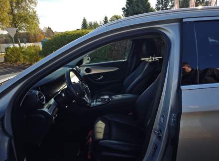 Mercedes-Benz - E-class