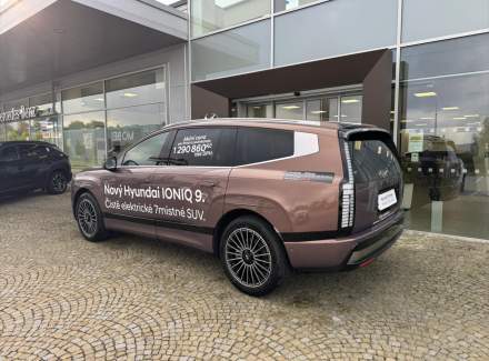 Hyundai - IONIQ 9