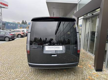 Hyundai - Staria