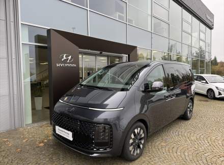 Hyundai - Staria