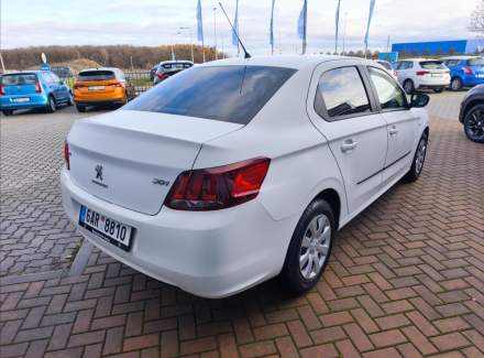 Peugeot - 301