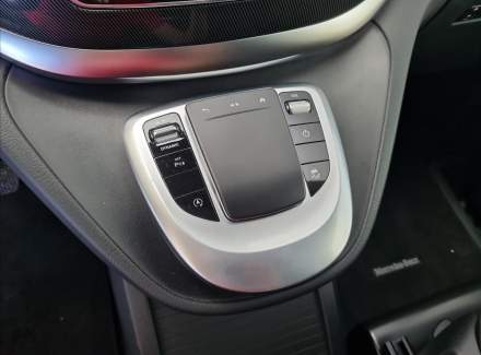 Mercedes-Benz - V-class