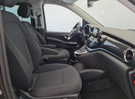 Mercedes-Benz - V-class