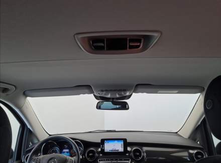 Mercedes-Benz - V-class