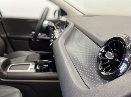 Mercedes-Benz - B-class