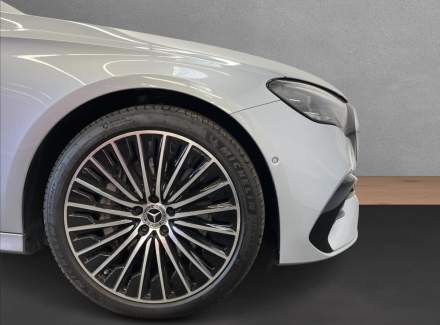 Mercedes-Benz - E-class