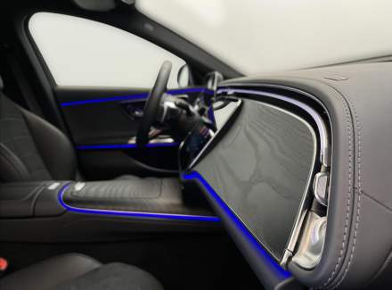 Mercedes-Benz - E-class