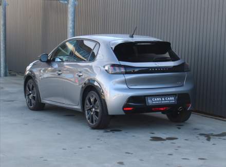 Peugeot - 208