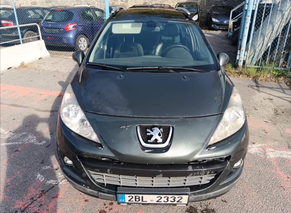 Peugeot - 207