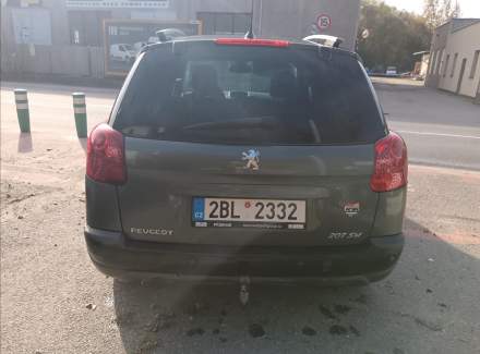 Peugeot - 207