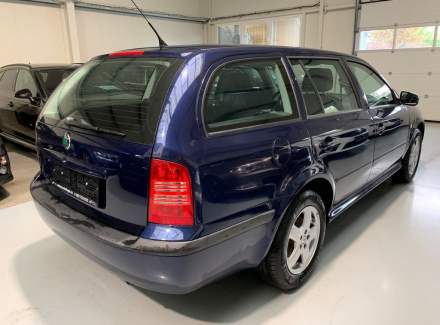 Škoda - Octavia