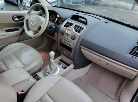 Renault - Megane