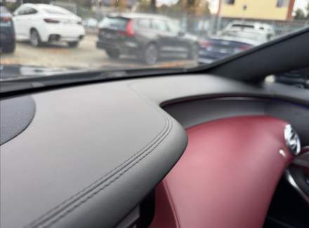 Mercedes-Benz - S-class