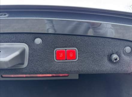 Mercedes-Benz - S-class