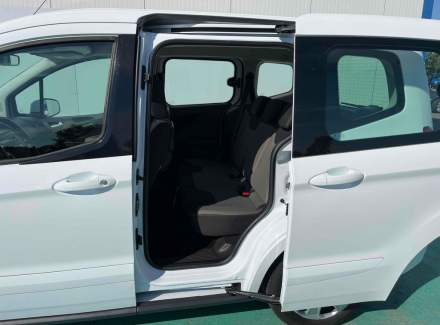 Ford - Tourneo Courier