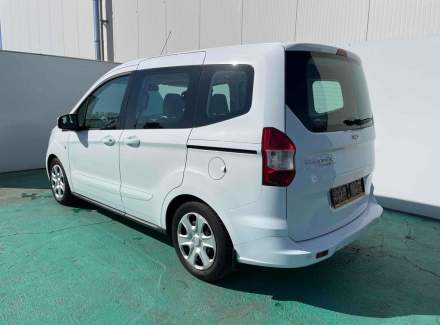 Ford - Tourneo Courier