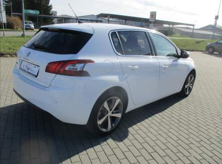 Peugeot - 308